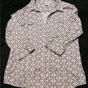 Dana Buchman Burgundy and Black Patterned Shirt